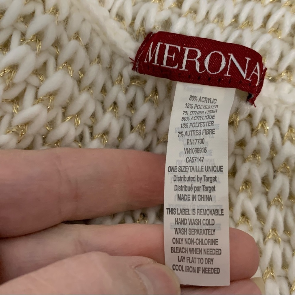 Merona festive white and gold chain‎ knit infinity scarf. - Picture 3 of 6